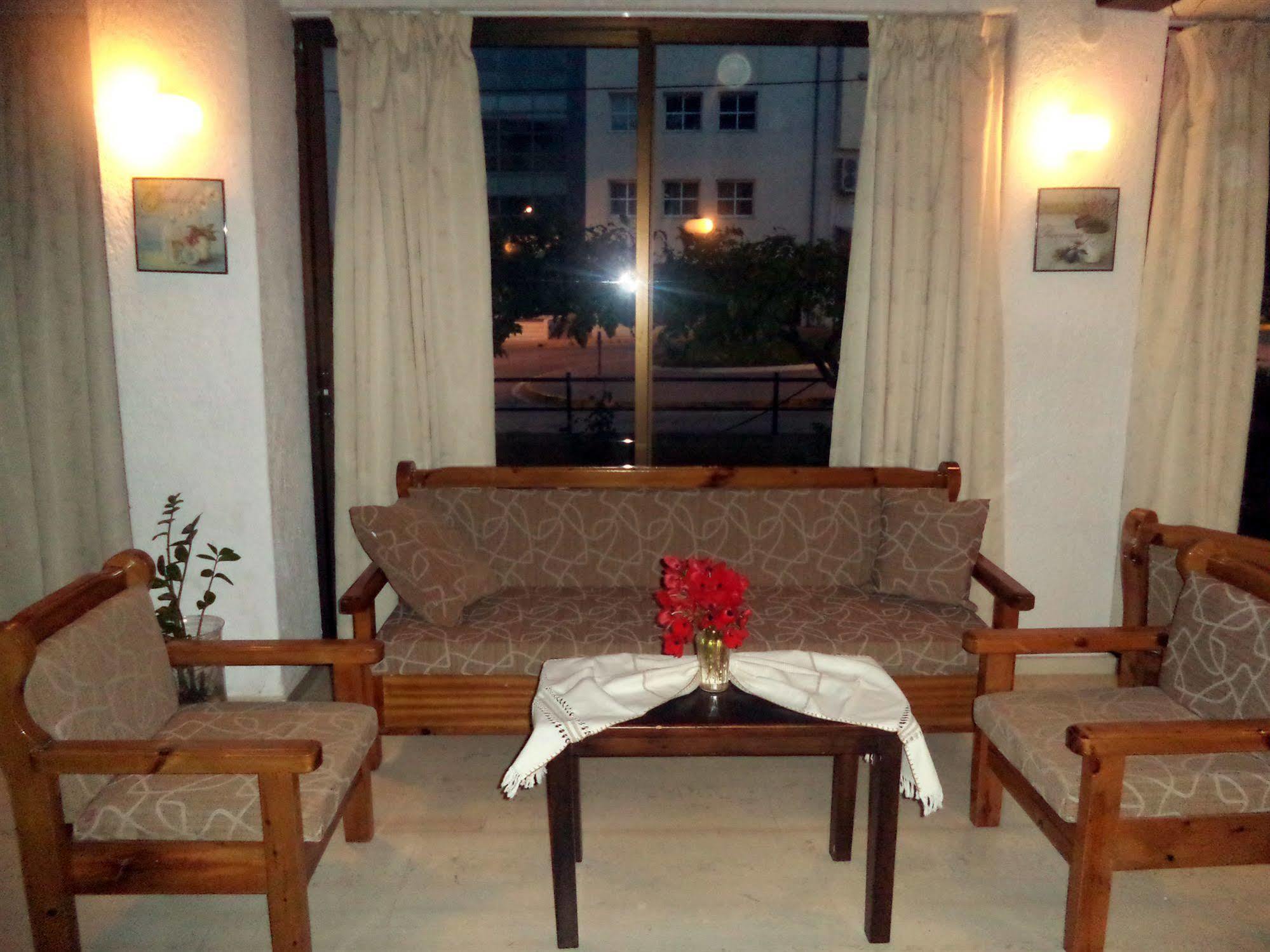 Gefyra Hotel Agios Nikolaos Buitenkant foto